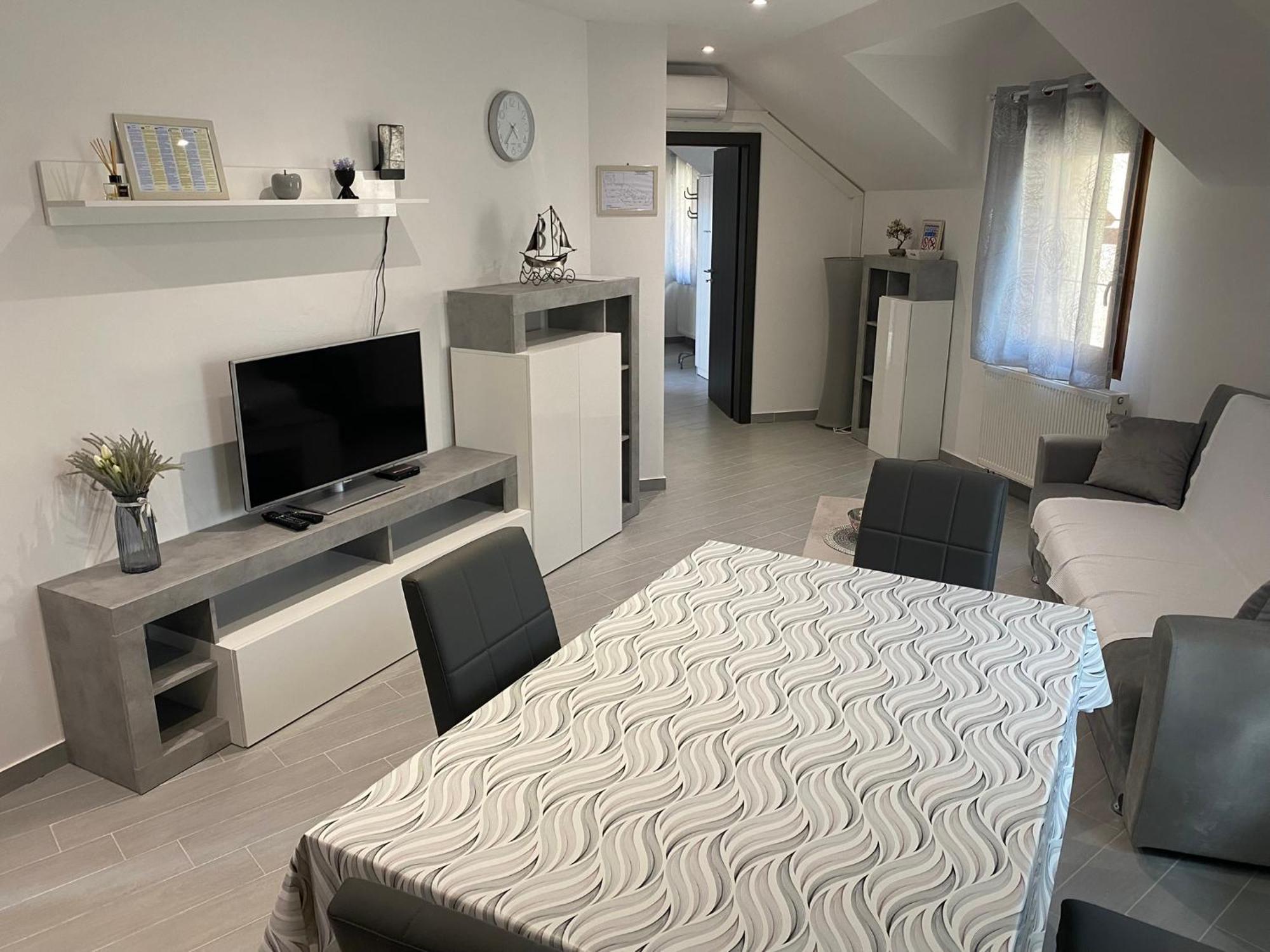 Apartman Galerija 奥古林 外观 照片